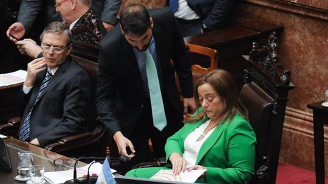 Los Andes | La presidenta de la Cámara de Diputados, Cecilia Moreau, trabaja para una última sesión antes de fin de año. Foto: Federico López Claro