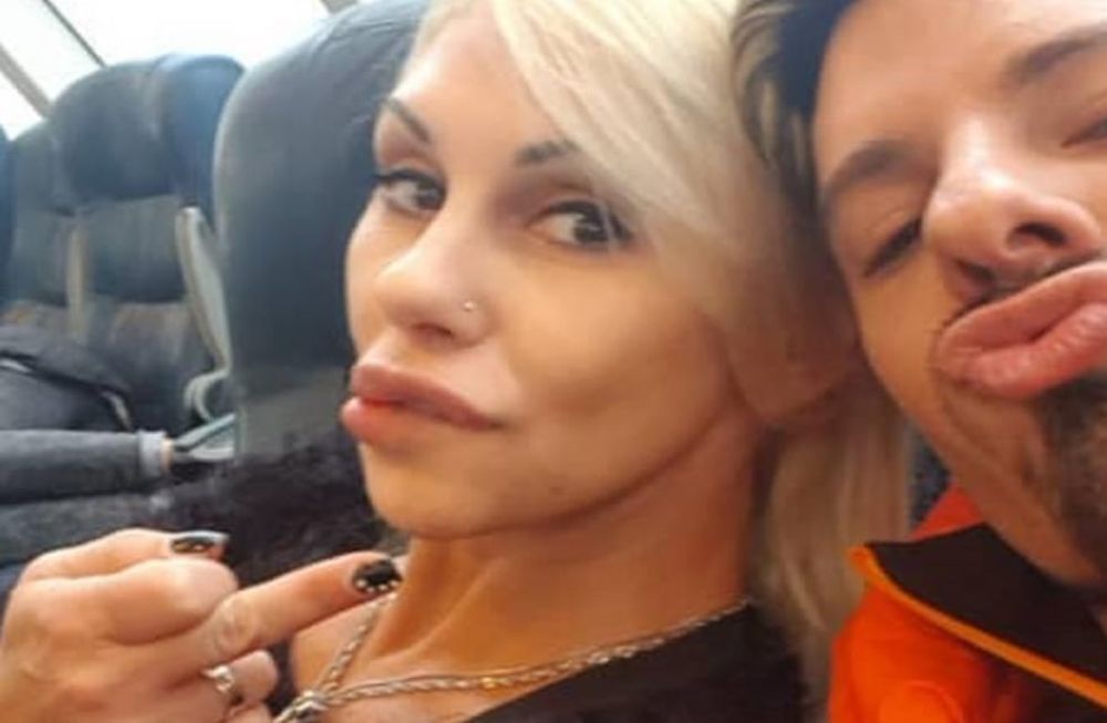 Luego de dos años de casamiento la pareja no dio para más.