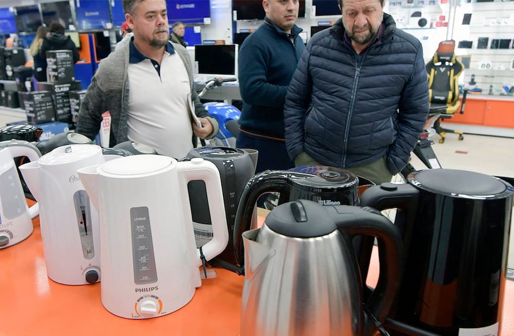 Electrodomésticos, artículos para el hogar y materiales para la construcción traccionaron las compras preventivas en los días previos a las PASO presidenciales Foto: Orlando Pelichotti/ Los Andes