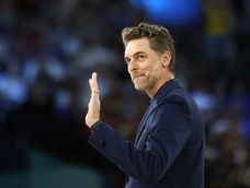 La FIBA había pensado en Pau Gasol para comandar el proyecto de NBA Europa, pero ahora deberá esperar que el ex basquetbolista catalán acepte o no, dado que es parte del COI hace poco tiempo La FIBA había pensado en Pau Gasol para comandar el proyecto de NBA Europa, pero ahora deberá esperar que el ex basquetbolista catalán acepte o no, dado que es parte del COI hace poco tiempo