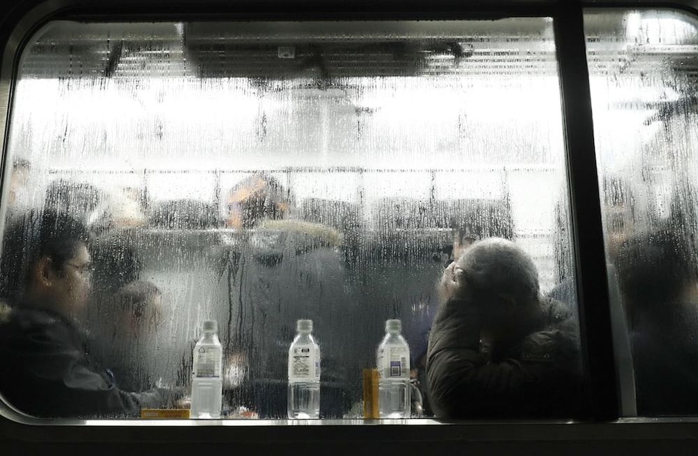Más de 400 personas estuvieron atrapadas 15 horas en un tren de Japón por la nieve