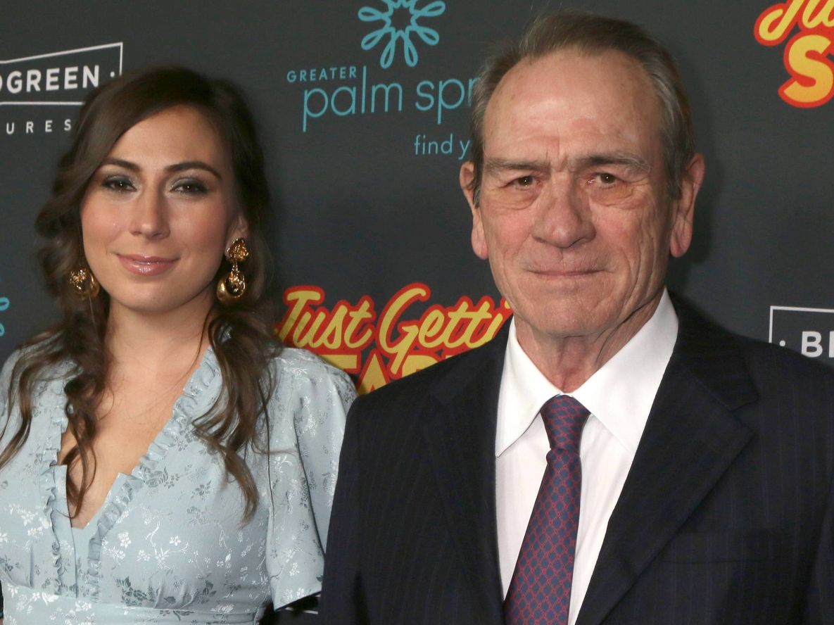 Hallaron muerta a la hija de Tommy Lee Jones en un hotel de San Francisco.