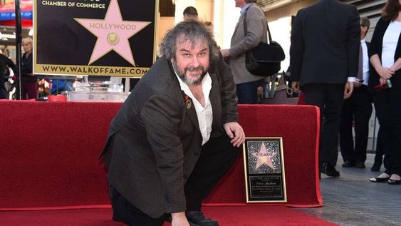 El director de El Hobbit Peter Jackson tiene su estrella en Hollywood