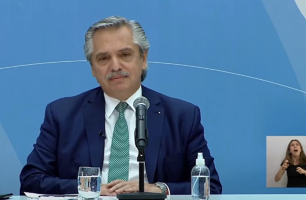 Alberto Fernández anunció que el personal de salud cobrará un bono de $6.500 por tres meses