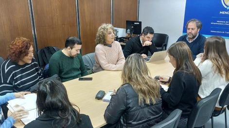 Ampros aceptó la propuesta salarial del Gobierno. Archivo