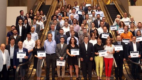 AEM entregó los diplomas a los nominados a los premios anuales