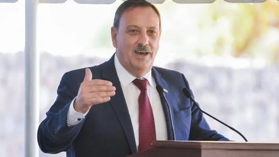 Ricardo Quintela, gobernador de la provincia de La Rioja, presentó un amparo contra el DNU el 27 de diciembre para que se declare su inconstitucionalidad. Foto: Gentileza LM Neuquén.