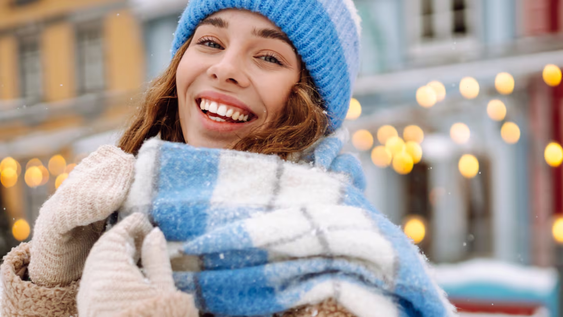 no es solo una bufanda: 7 formas creativas de llevarla este invierno