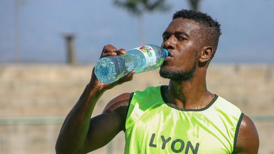 Otra baja en la defensa leprosa: se lesionó Zules Caicedo