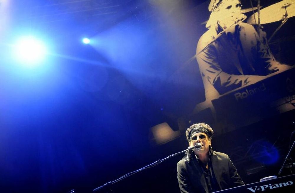 Denunciaron a Calamaro en Córdoba porque sugirió fumar marihuana