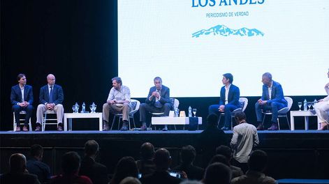 Los Andes | Foro Vitivinicola 2022Tendencias e innovación de la industria y el mundoUn espacio de análisis sobre innovación y tendenciasde la cadena de valor de la industriaFoto: Ignacio Blanco / Los Andes