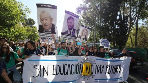 Marcha universitaria en Mendoza en defensa de la educación pública. Foto: Gentileza