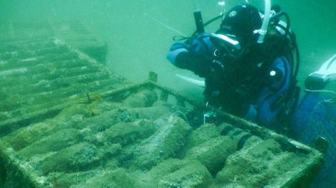 La crianza de vinos en el mar modifica sus condiciones.