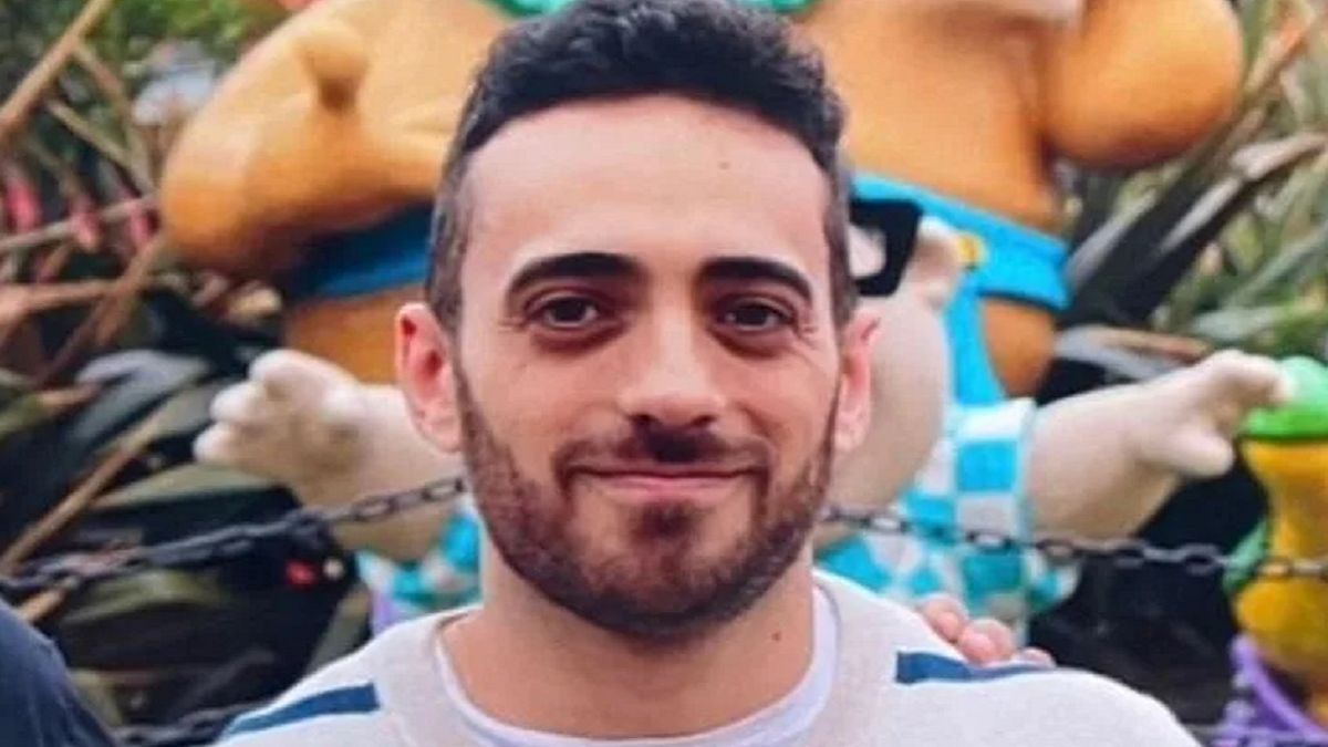 La acusación contra la residente 