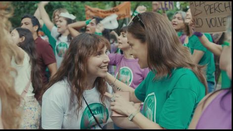 Dolores Fonzi dirige y protagoniza una película basada en un hecho real de Argentina.