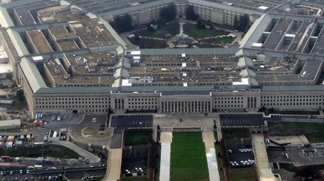 Un ex oficial de inteligencia de Estados Unidos denunció que el gobierno tiene vehículos extraterrestres “intactos”.