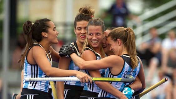 Arrollador debut de Argentina