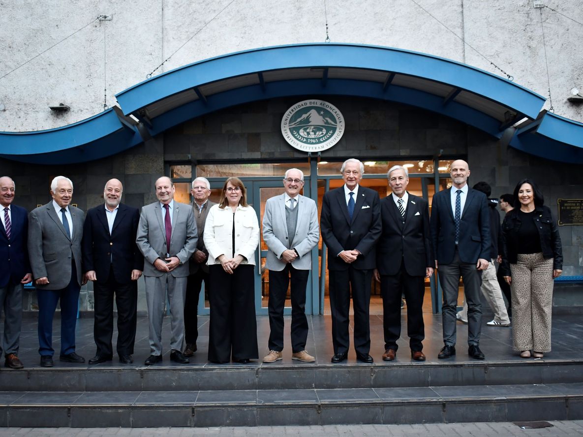 Dos décadas de compromiso entre universidades: la RADU celebró su aniversario con un emotivo acto