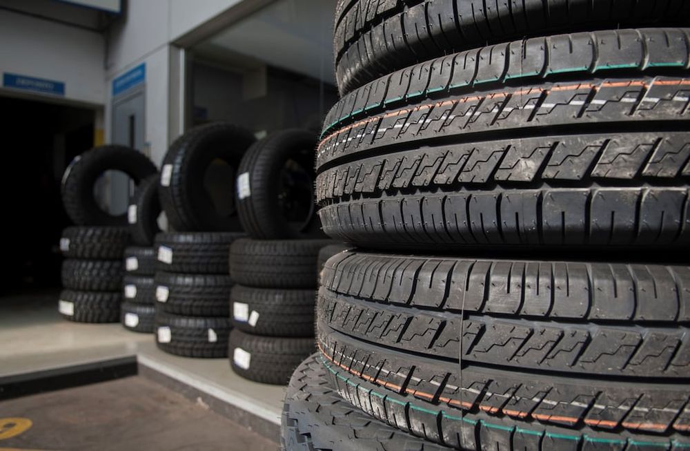 La paralización de las plantas de Pirelli (Merlo), Fate (San Fernando) y Bridgestone (Llavallol) ha generado que se dejen de producir en el país los neumáticos para el mercado interno.