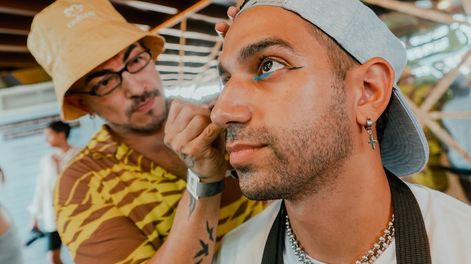 Los Andes | El make up con diseño y color es furor entre los jóvenes, sin distinción de géneros.