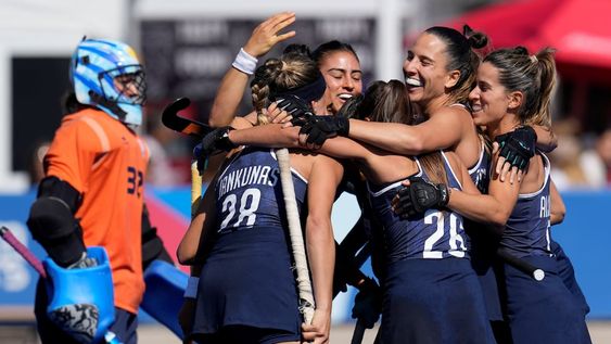 Las Leonas golearon en su debut panamericano (AP)