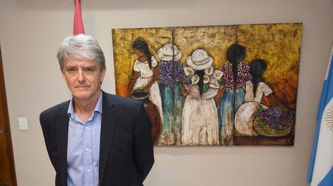 Los Andes | Hugo Wortman Jofré, Hasta los noventas, diría que la corrupción de las potencias fuera de su país era un gasto. Considero que era una forma de colonización. El abogado es el Presidente de la Comisión de Ética de la Cámara Argentina de la Construcción. F