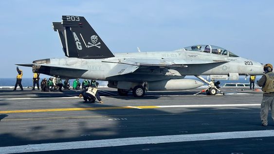 Los ejercicios navales se desarrollaron en la costa Atlántica bonaerense, a la altura de Mar del Plata, y contaron con la presencia del ministro de Defensa, Luis Petri, y la canciller Diana Mondino. Foto: X / Luis Petri