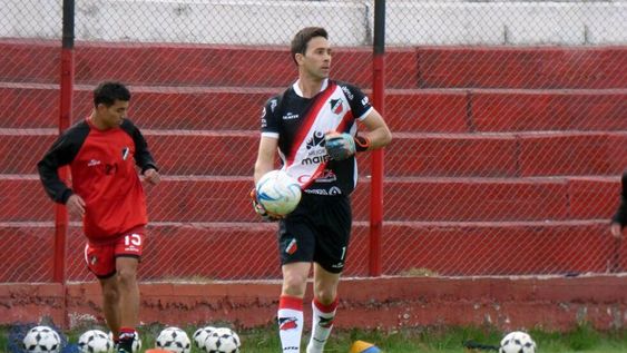 Matías Alasia: “Hace 5 años que soy el mejor arquero de la categoría”