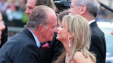 El escándalo del rey Juan Carlos, su amante Corinna y la plata negra queda en la nada