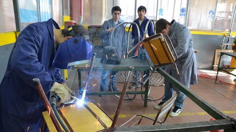 Una docente acompañó a sus alumnos en la denuncia contra el profesor de Neumática, también víctima de maltrato en 2018. | Imagen ilustrativa / Archivo