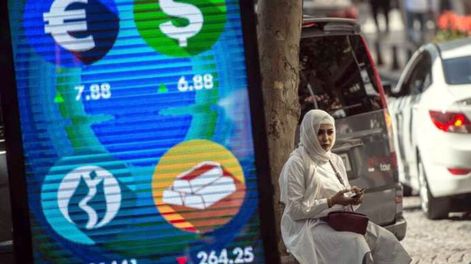 El derrumbe de la moneda en Turquía hace temblar a todo el mundo