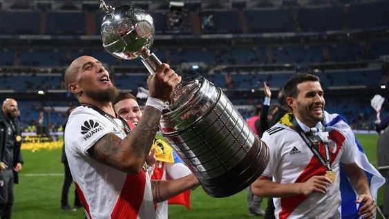 Maidana no entrenó y ya prepara su salida de River