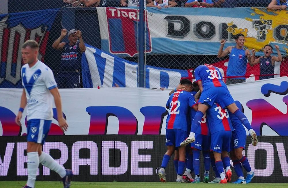 TIGRE VS VELEZ FECHA 1 TORNEO APERTURA 2025/FOTOBAIRES/ARGENTINA. 23/1/2025