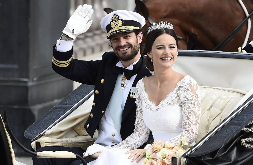 Fiesta en Suecia, el príncipe Carlos Felipe se casó con una ex estrella de reality show
