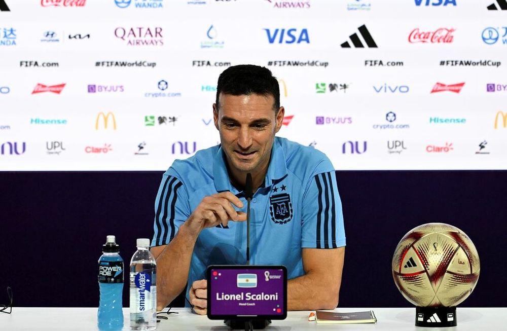 Lionel Scaloni dio la última conferencia de prensa antes de la gran final del Mundial Qatar 2022.