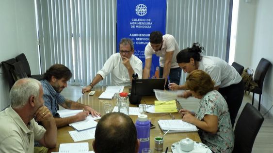 El Colegio de Agrimensura de Mendoza programó una serie de encuentros para recibir a distintos candidatos que aspiran a ocupar la próxima gestión gubernamental.