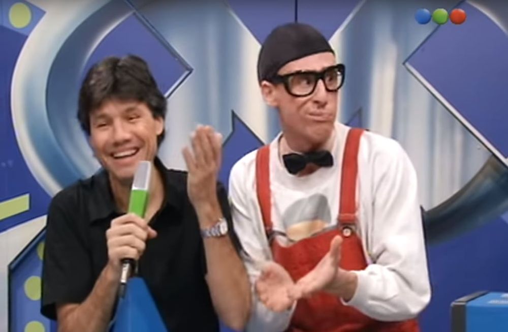 El actor logró una gran repercusión que le permitió grabar un CD musical y plasmar la elasticidad del mismo en un gomoso muñequito con el rostro del personaje.