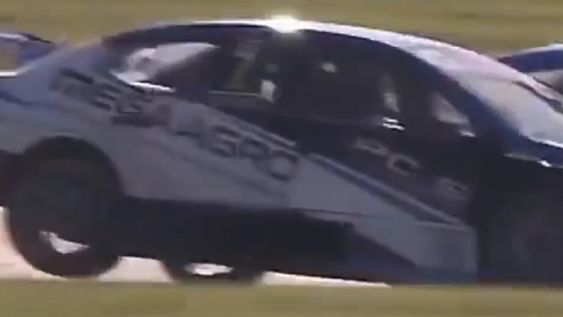 La espectacular maniobra de Aramendía para lograr el triunfo en TC2000
