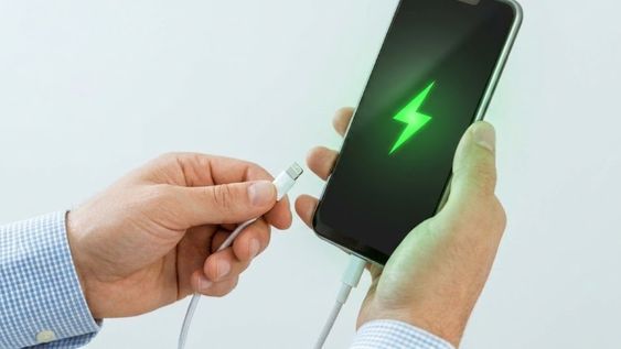 hasta que porcentaje debe cargarse un celular android para que la bateria dure mas y se desgaste menos