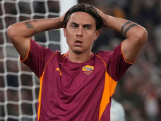 Paulo Dybala fue operado en una rodilla y tendrá una rehabilitación de 45 días.&nbsp;