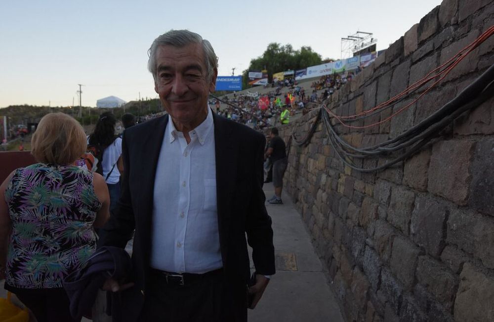 Arancel al acceso a la salud para extranjeros: Bordón dijo que “no hay que ser xenófobos”