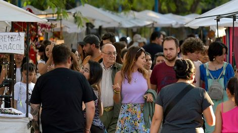 Se viene un fin de semana largo aunque el balotaje complica el turismo. Foto: Orlando Pelichotti / Los Andes