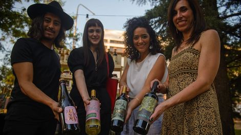 Facundo Pauzoca, Pamela Peterle, Yamila Meljim y Silvina Barbanente, del CICUNC.