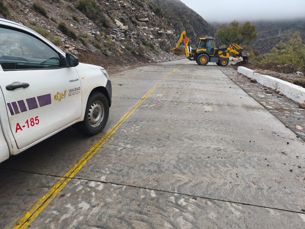 Vialidad Mendoza habilitó la transitabilidad de la RP 82 y la RP 89 a Cacheuta y Potrerillos. Vialidad Mendoza habilitó la transitabilidad de la RP 82 y la RP 89 a Cacheuta y Potrerillos.