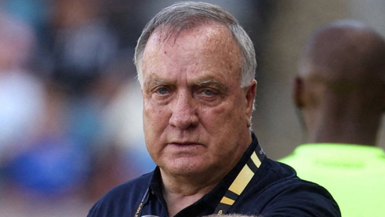 Dick Advocaat renuncia a Curazao: el DT de 78 años prioriza a su familia sobre el Mundial 2026. Dick Advocaat renuncia a Curazao: el DT de 78 años prioriza a su familia sobre el Mundial 2026.