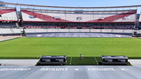 Así luce, magistral, el nuevo césped del estadio de River Plate. / Gentileza.