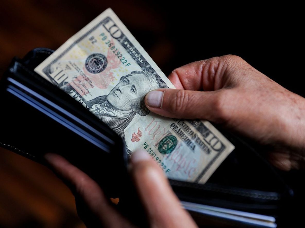 Ya es oficial qué precio tendrá el dólar este jueves 17 de julio, cuando abran los bancos