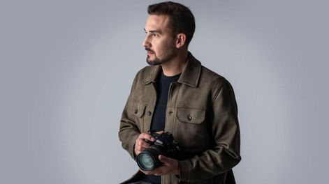 El fotógrafo paceño Emanuel Díaz fue víctima de un grave robo.