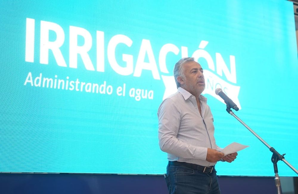 Alfredo Cornejo presentó más obras con financiaminento del fondo de resarcimiento.