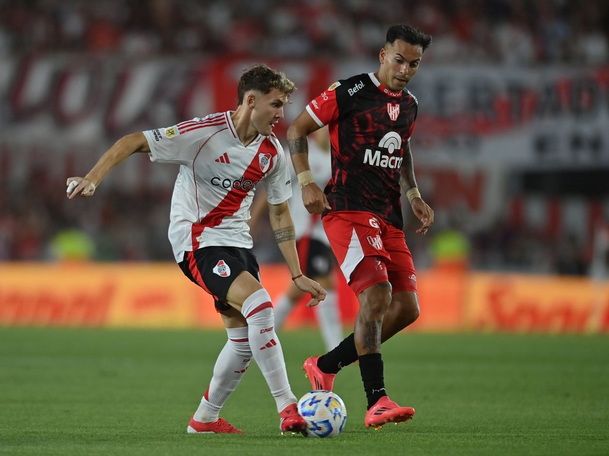 River Plate ante Instituto, por la fecha 2 del Torneo Apertura